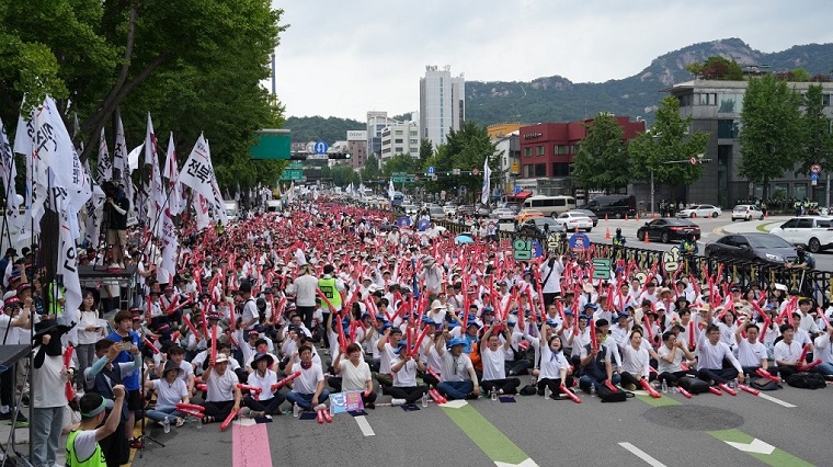 7.6임금인상궐기대회-2
